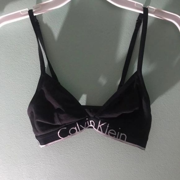 Triangle Calvin Klein bra - Picture 2 of 5